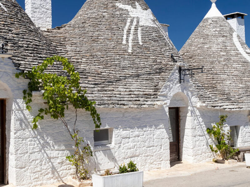 SASSI E TRULLI