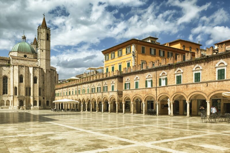 CAPODANNO INEDITO  <br>  NELLE MARCHE ED ABRUZZO <br> 30 DICEMBRE/1° GENNAIO